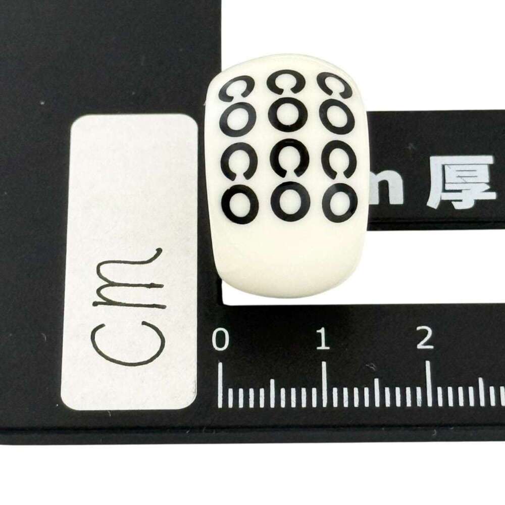 CHANEL Authentic Ring - Picture 8 of 10